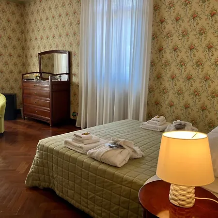 Bed & Breakfast Casino Di Pragatto 4*