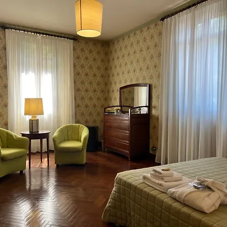 Bed & Breakfast Casino Di Pragatto 4*