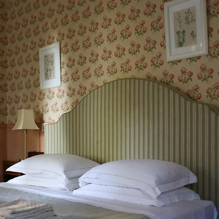 Casino Di Pragatto Bed & Breakfast *