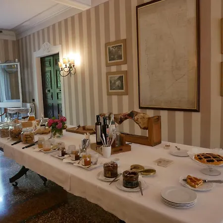 Casino Di Pragatto Bed & Breakfast *