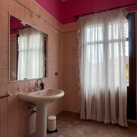 Casino Di Pragatto Bed & Breakfast