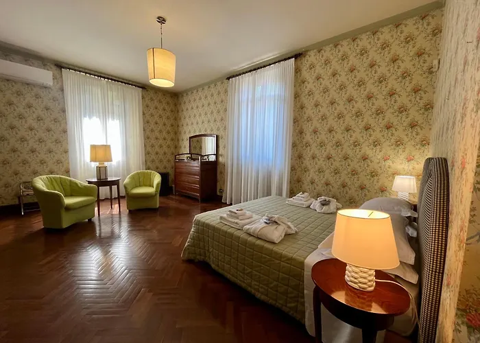 Casino Di Pragatto Bed & Breakfast 4*